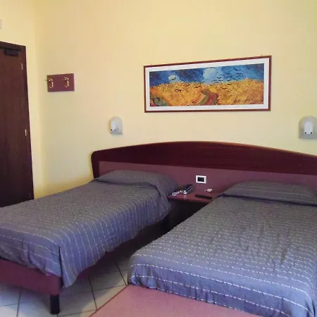Sirena Hotell 3*